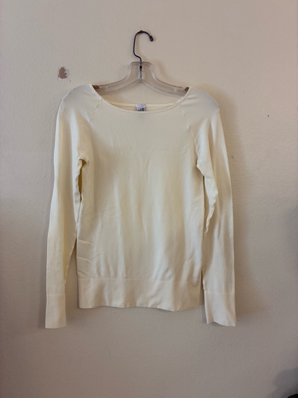 Wolford Pure Long Sleeve Boat Neck Top in Cream Size M Loungewear Athleisure